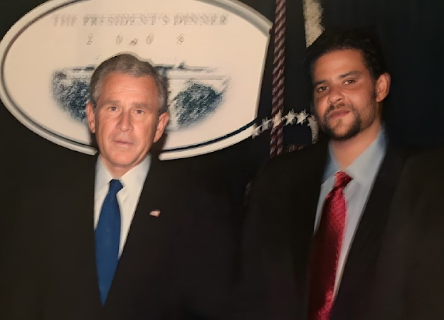 Dylan Jovine with President Bush and VP Cheney